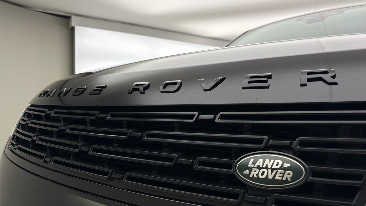 Land Rover Range Rover Sport Image 24