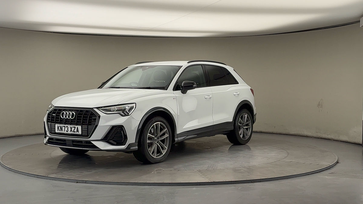 More views of Audi Q3