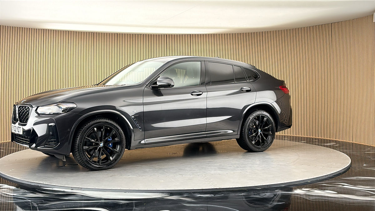 More views of BMW X4
