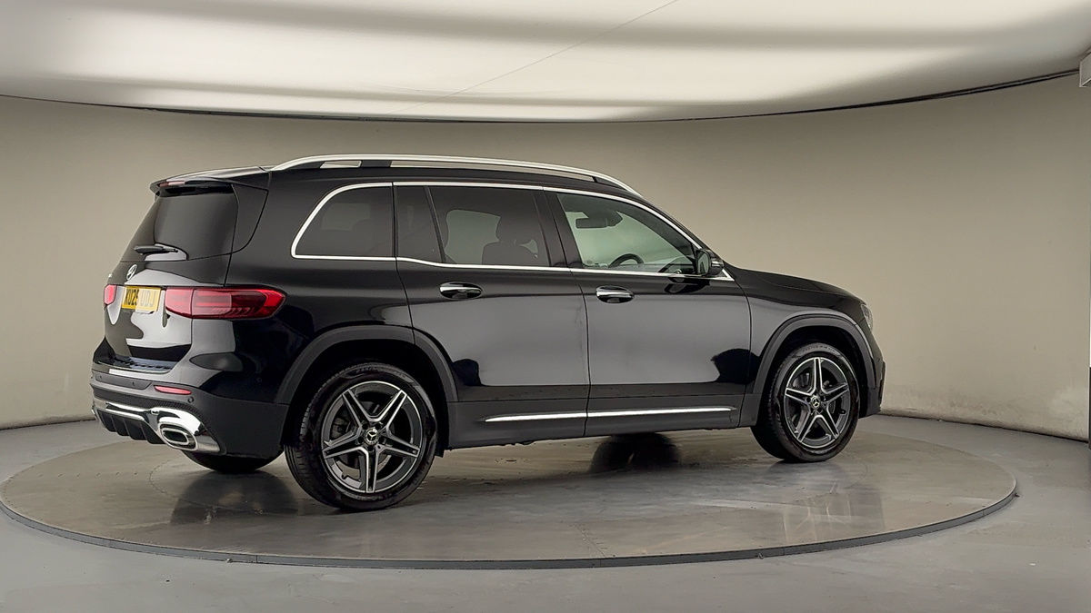 More views of Mercedes-Benz GLB