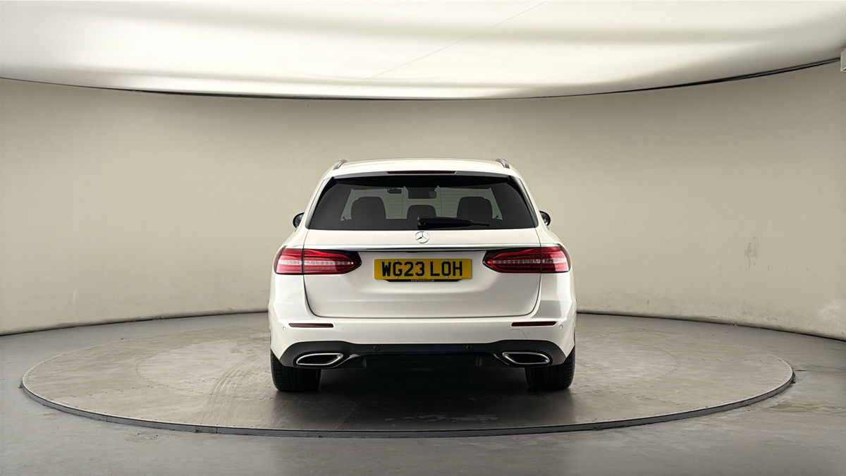 Mercedes-Benz E Class Image 4