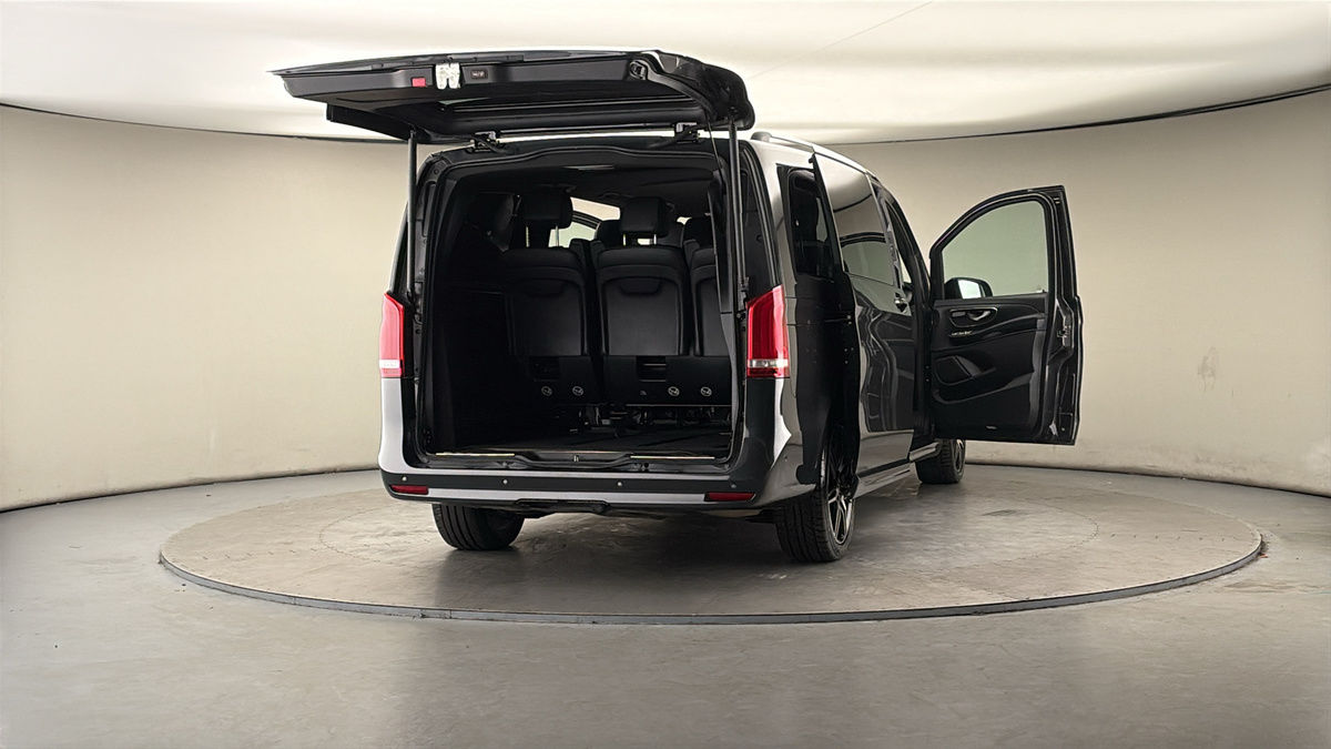 More views of Mercedes-Benz V Class