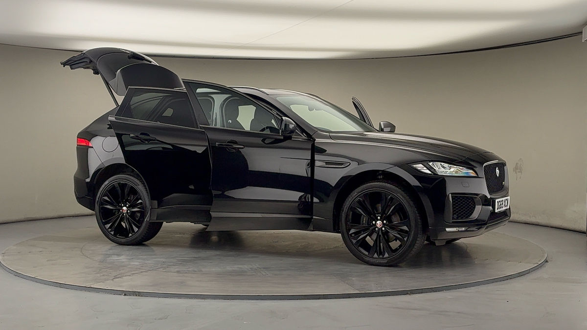 More views of Jaguar F-PACE