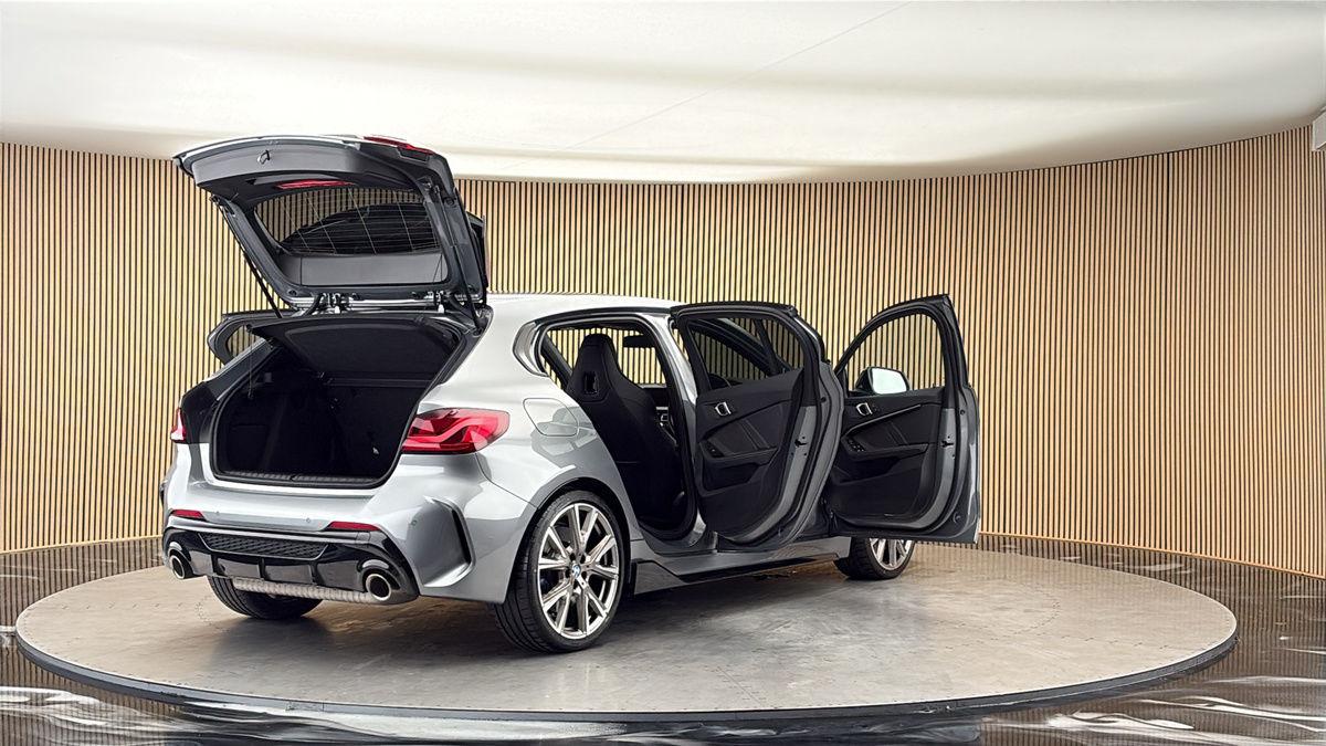 More views of BMW 1 Series