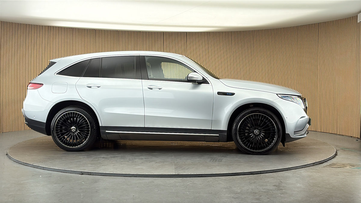 More views of Mercedes-Benz EQC