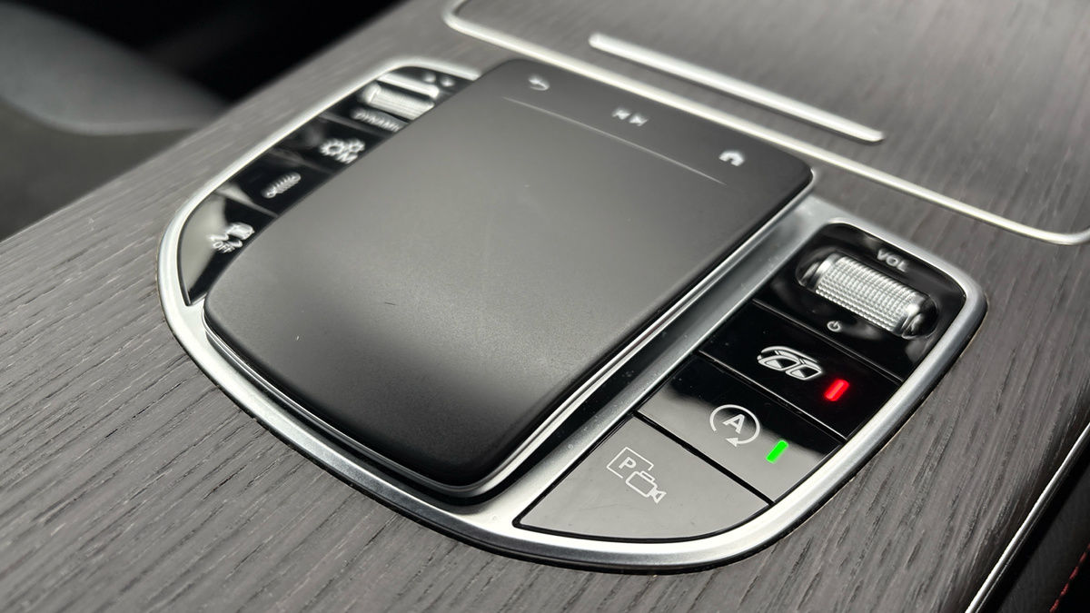 Mercedes-Benz GLC Image 26