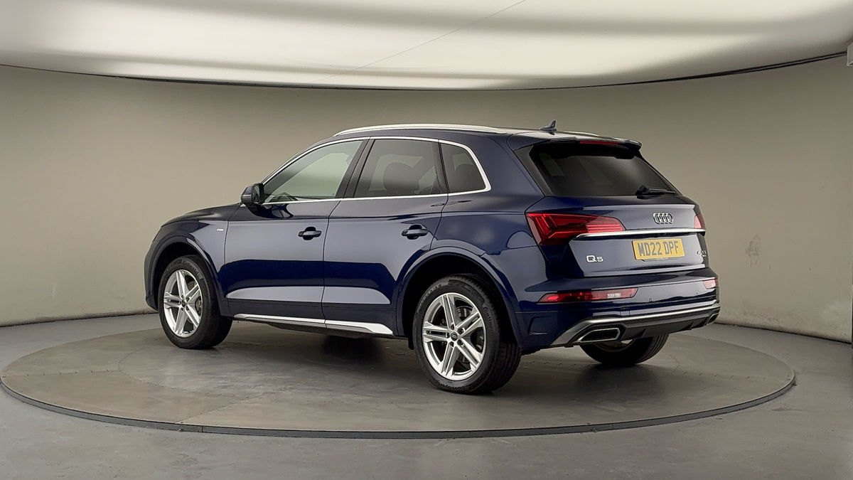 More views of Audi Q5