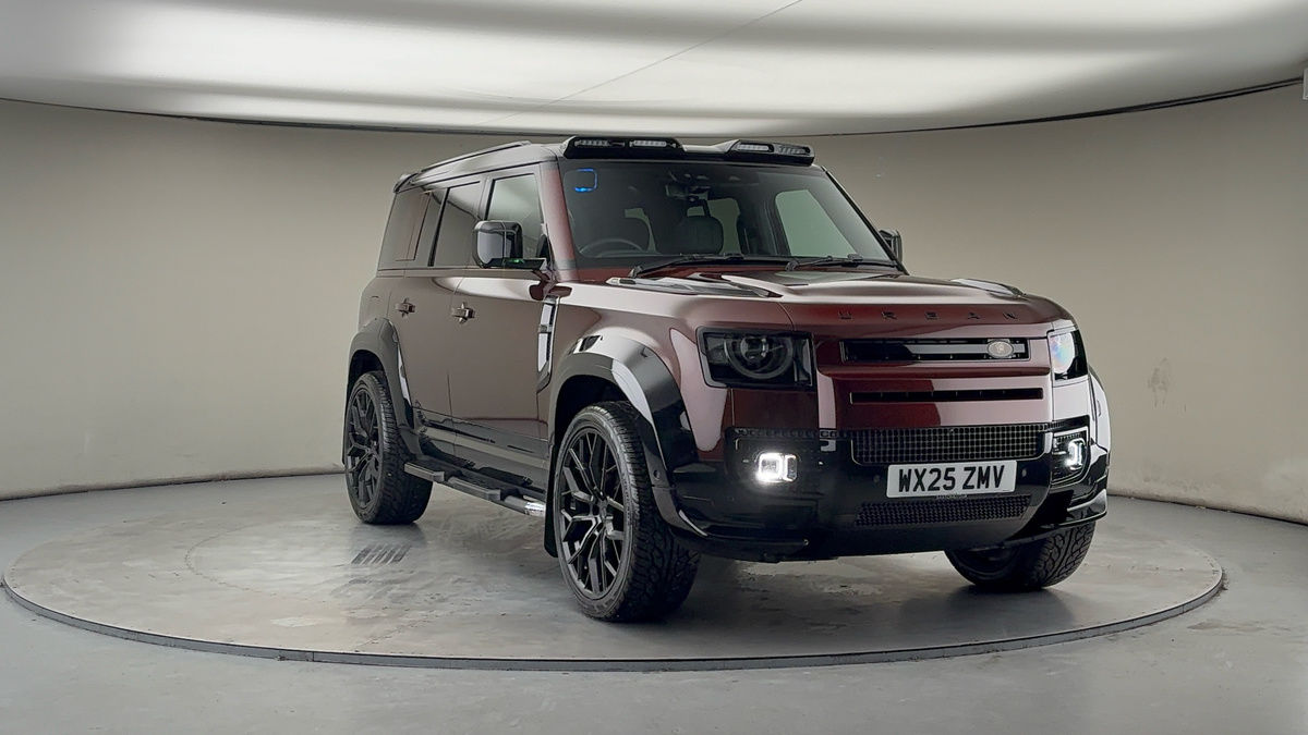 More views of Land Rover Defender 110