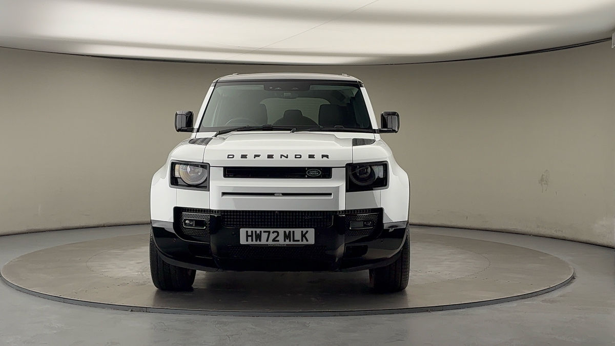 Land Rover Defender 110 Image 3