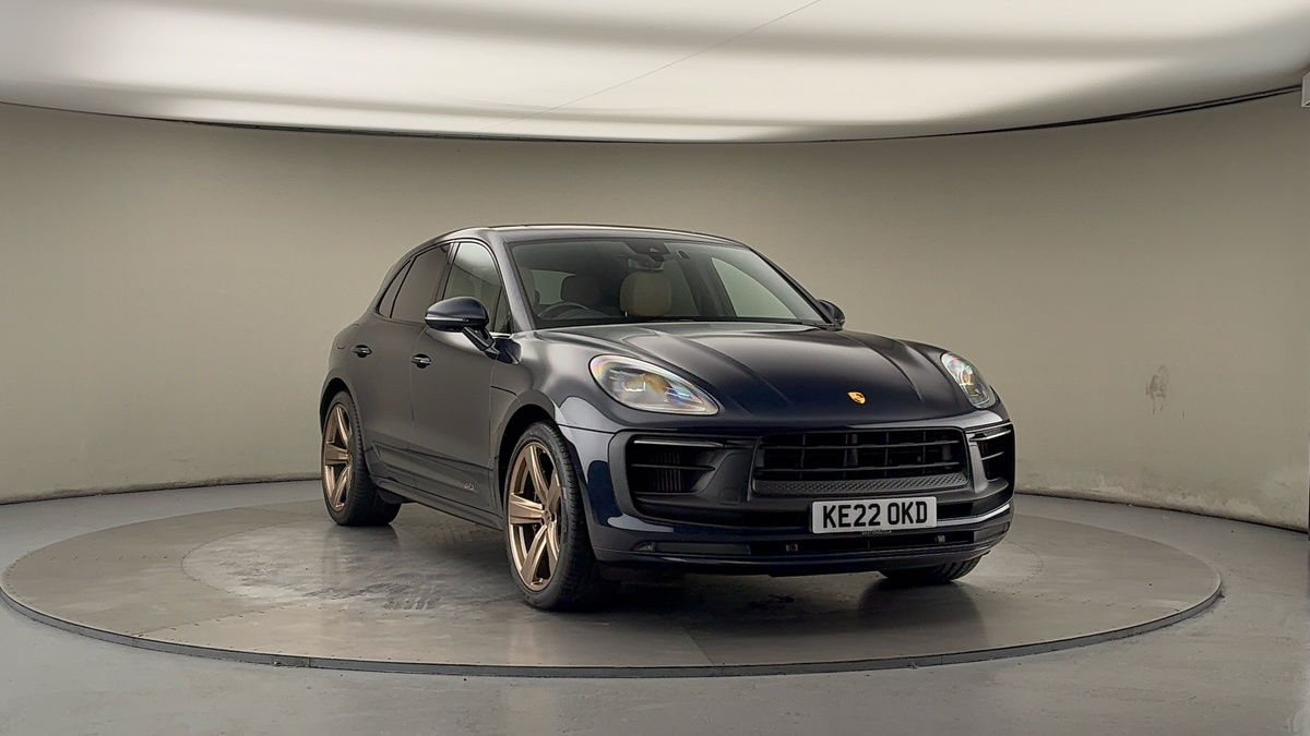More views of Porsche Macan