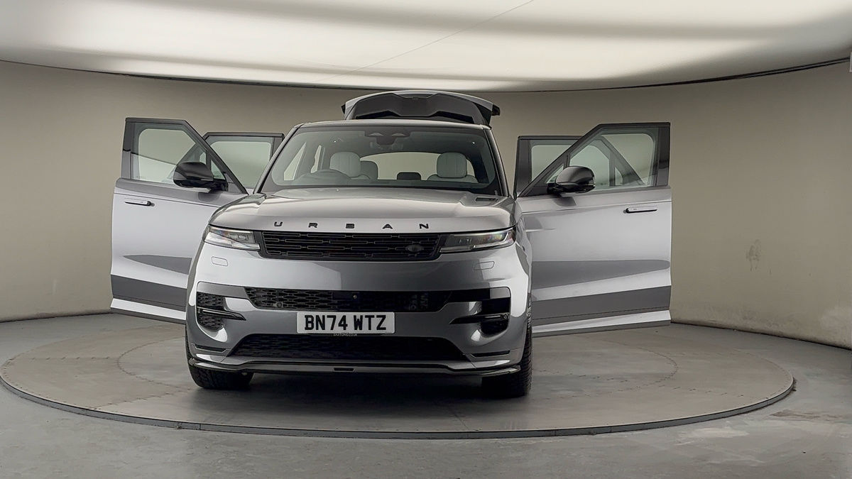 More views of Land Rover Range Rover Sport