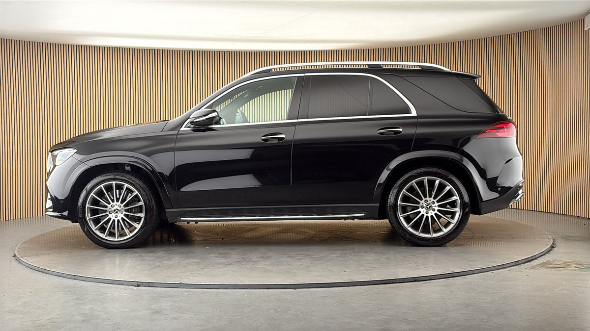 More views of Mercedes-Benz GLE