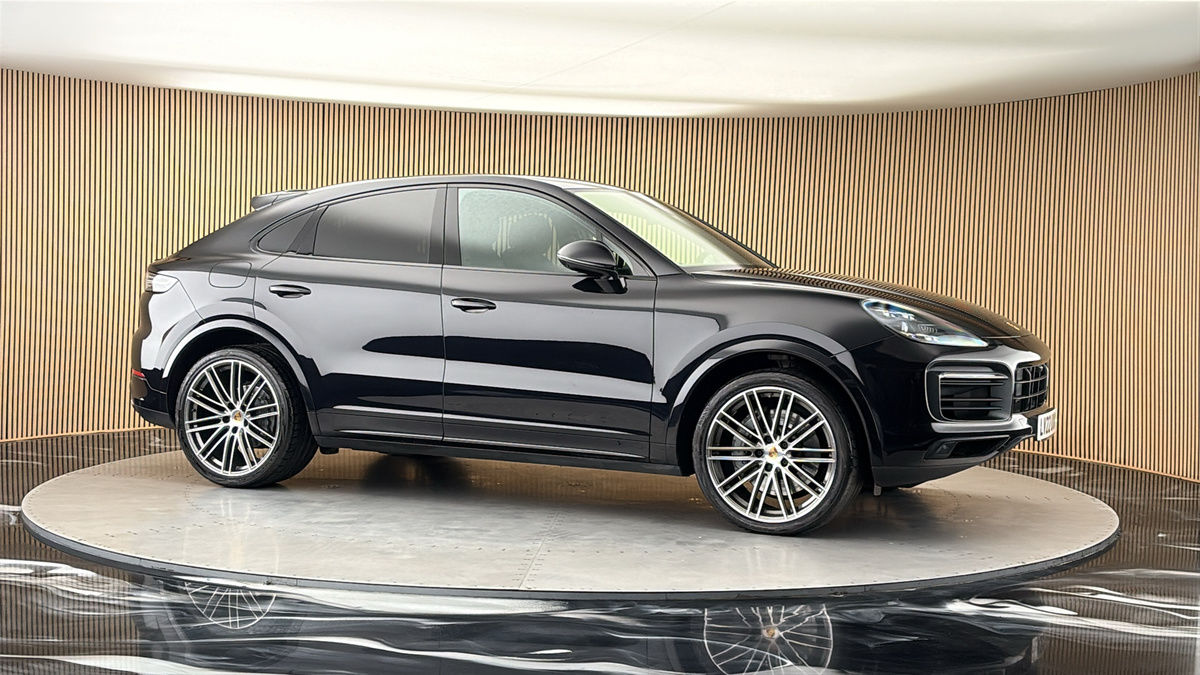 More views of Porsche Cayenne