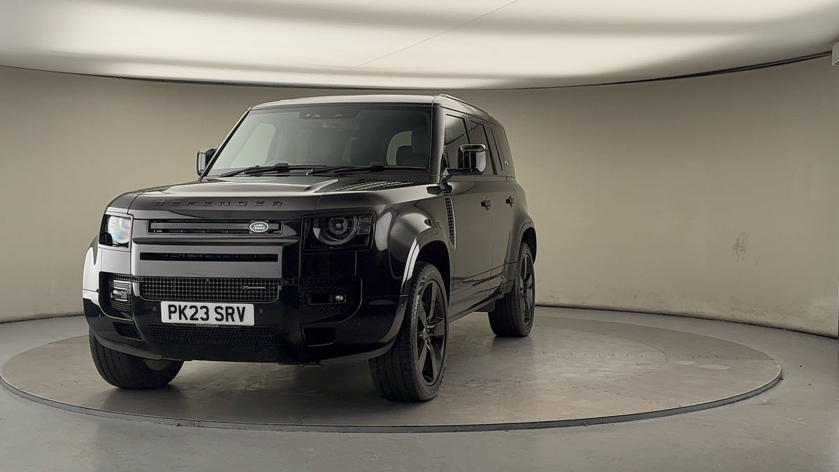 More views of Land Rover Defender 110