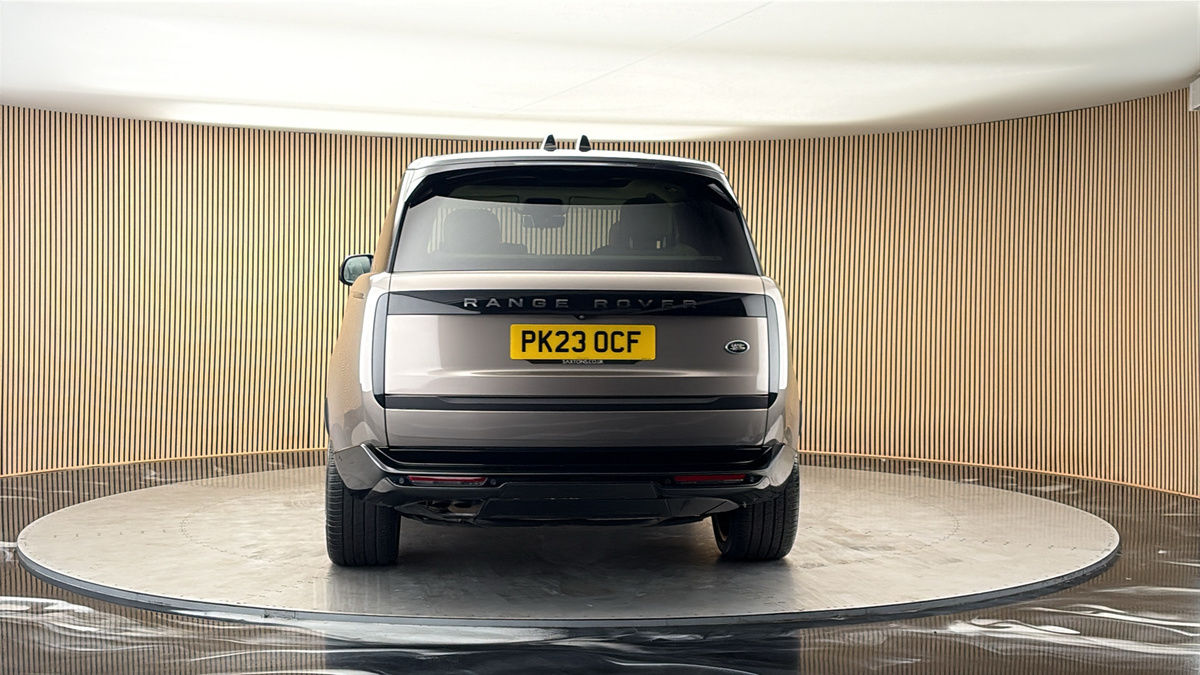 More views of Land Rover Range Rover