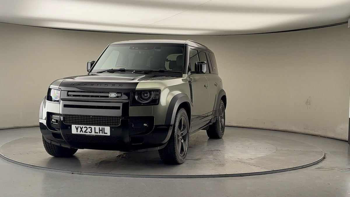 More views of Land Rover Defender 110