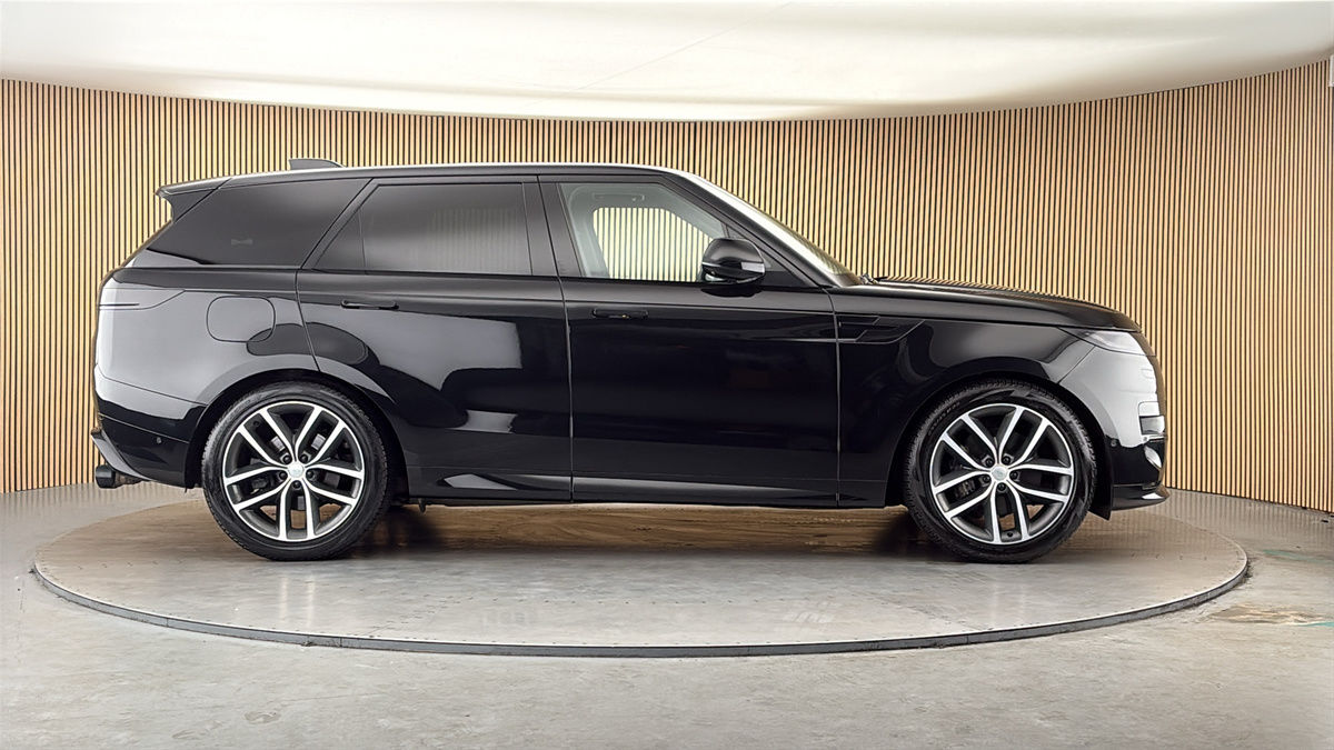 Land Rover Range Rover Sport Image 16
