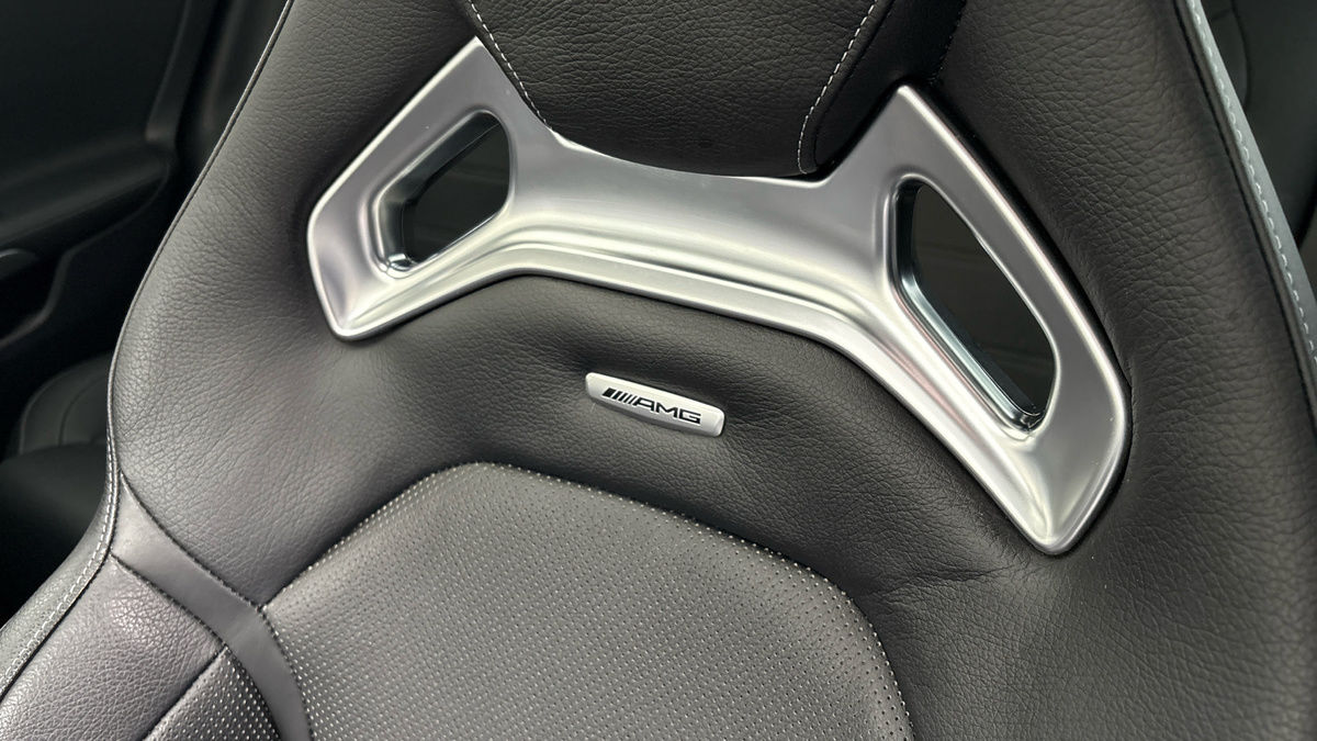 Mercedes-Benz CLA Image 38