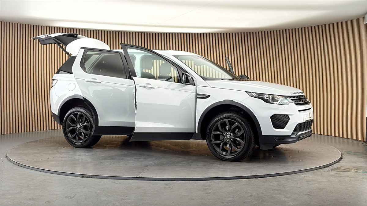 More views of Land Rover Discovery Sport