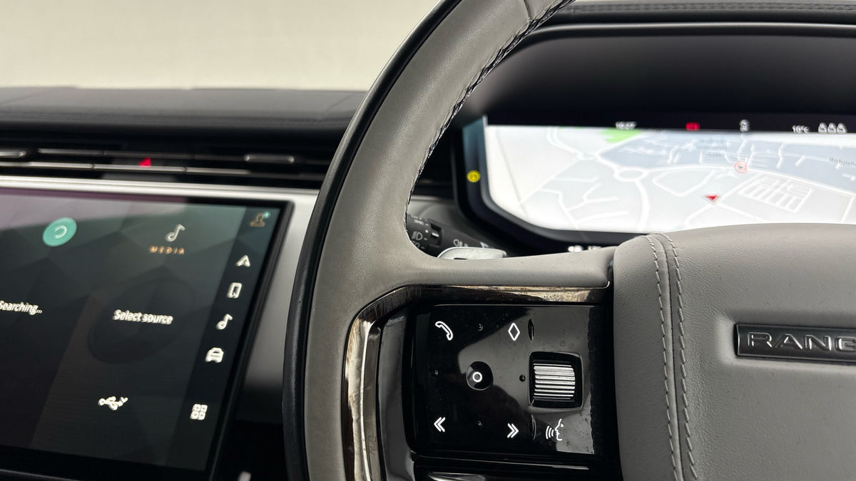 Land Rover Range Rover Sport Image 13