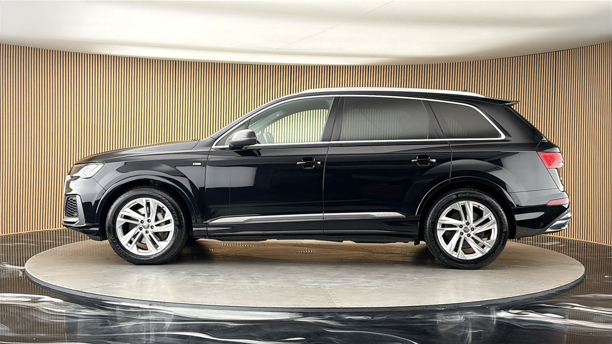 Audi Q7 Image 15