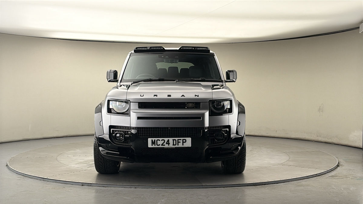 Land Rover Defender 110 Urban Image 3