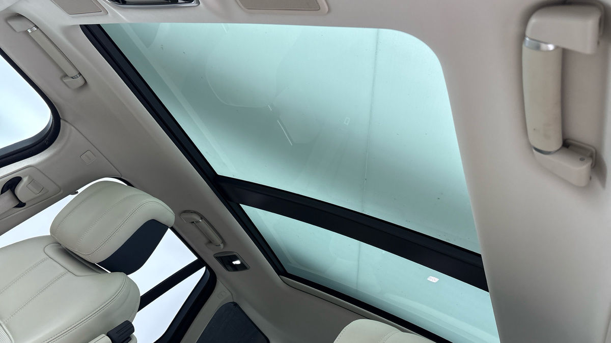 Land Rover Range Rover Image 6