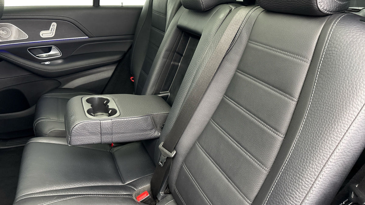 Mercedes-Benz GLE Image 9