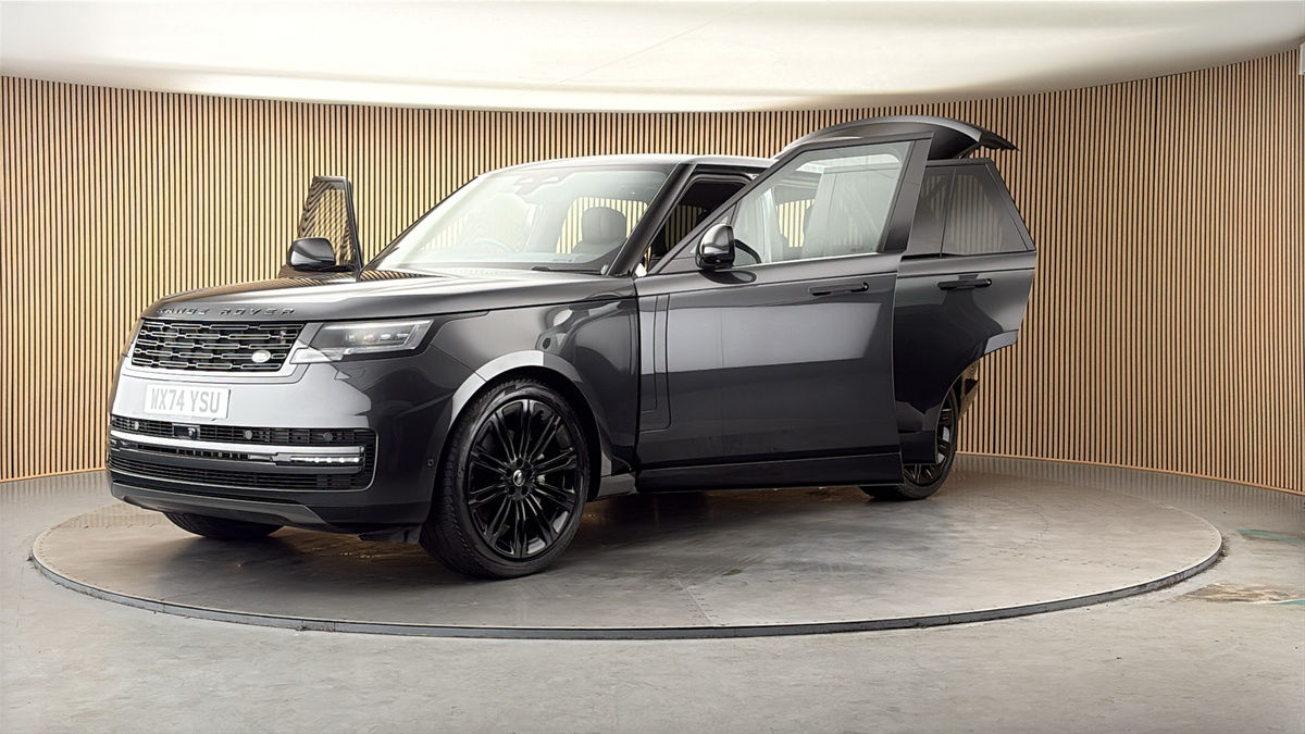 More views of Land Rover Range Rover