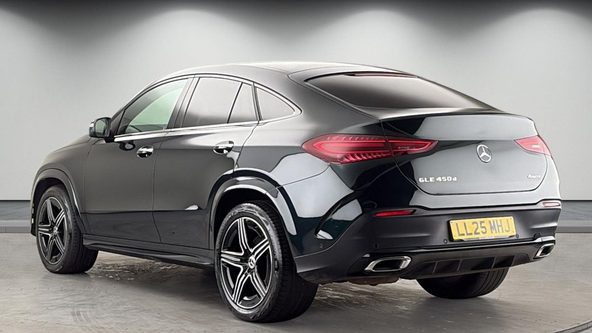 More views of Mercedes-Benz GLE
