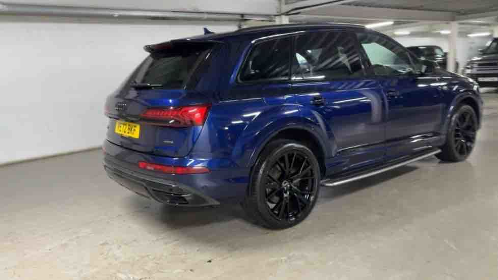 More views of Audi Q7