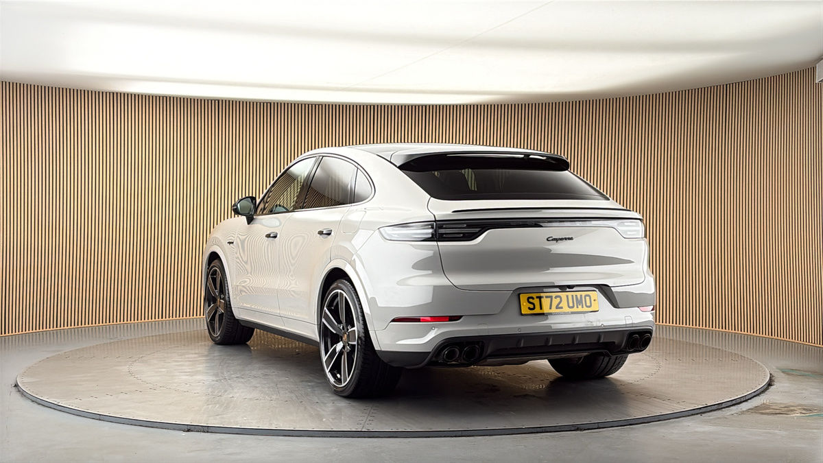 More views of Porsche Cayenne