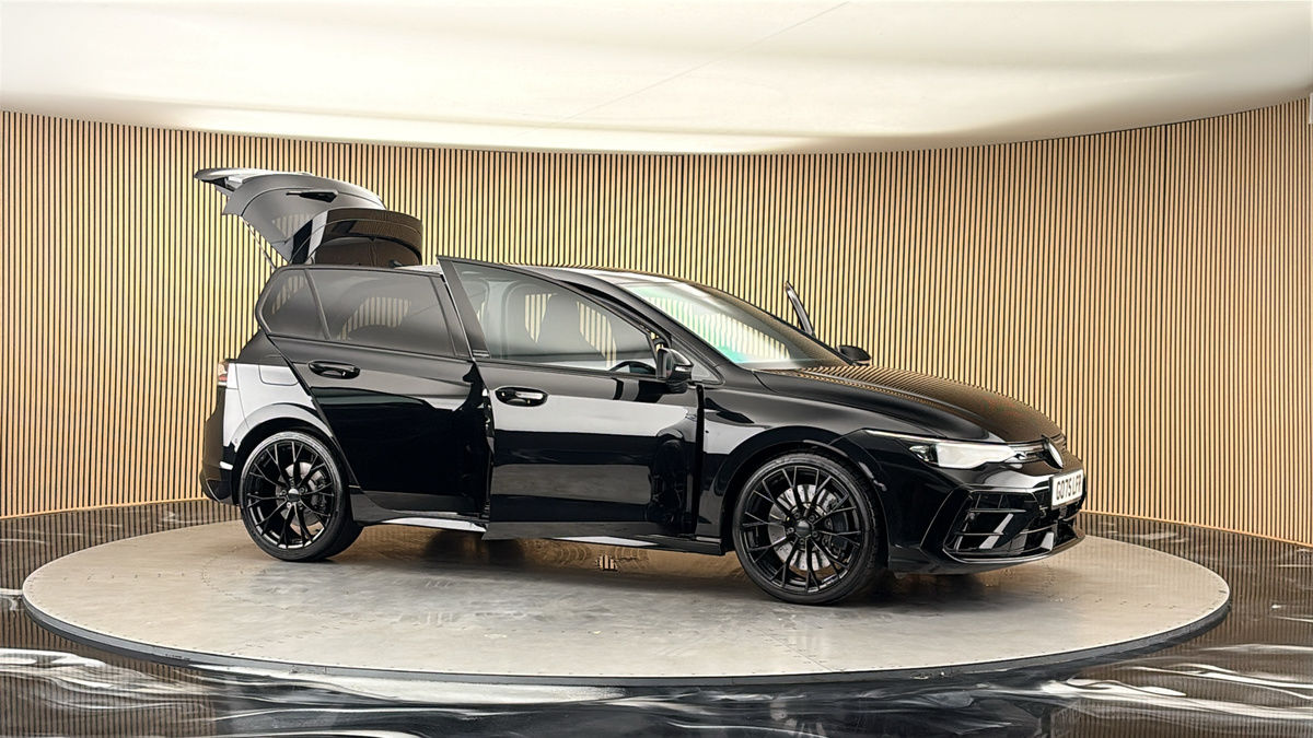 More views of Volkswagen Golf