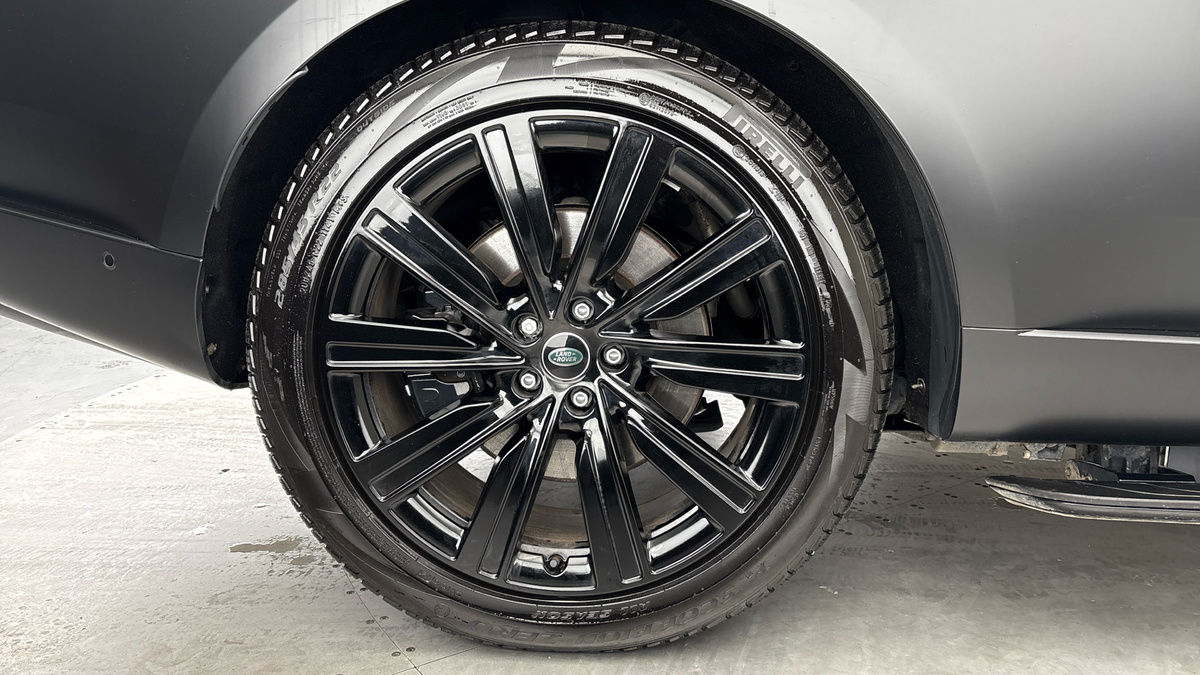 Land Rover Range Rover Image 10