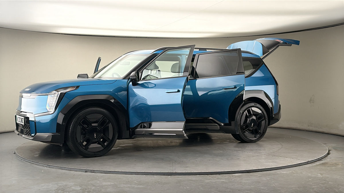 More views of Kia EV9