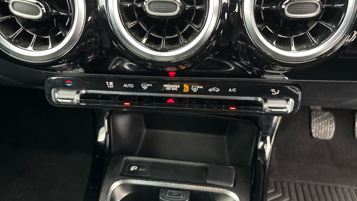 Mercedes-Benz A Class Image 9