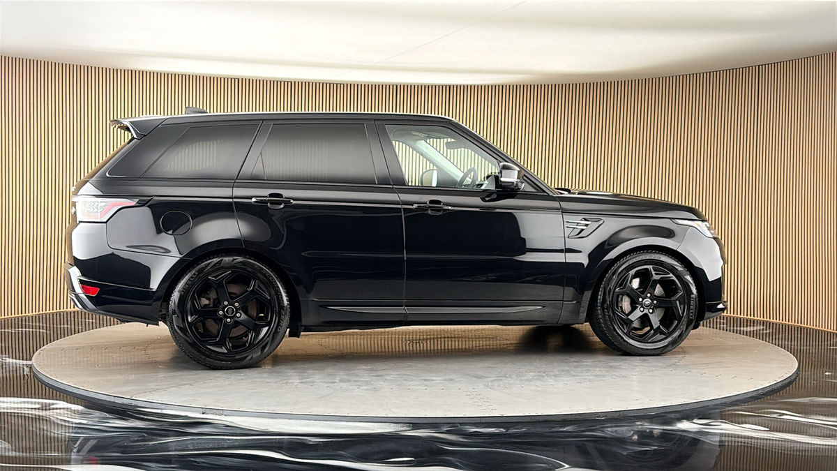 More views of Land Rover Range Rover Sport