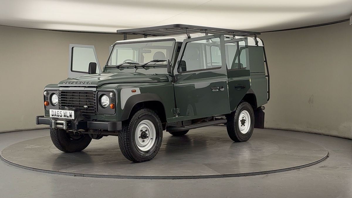 More views of Land Rover Defender 110