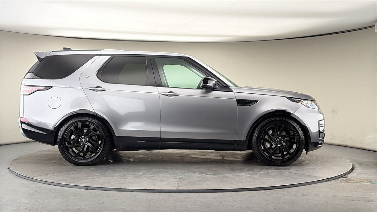 Land Rover Discovery Image 16