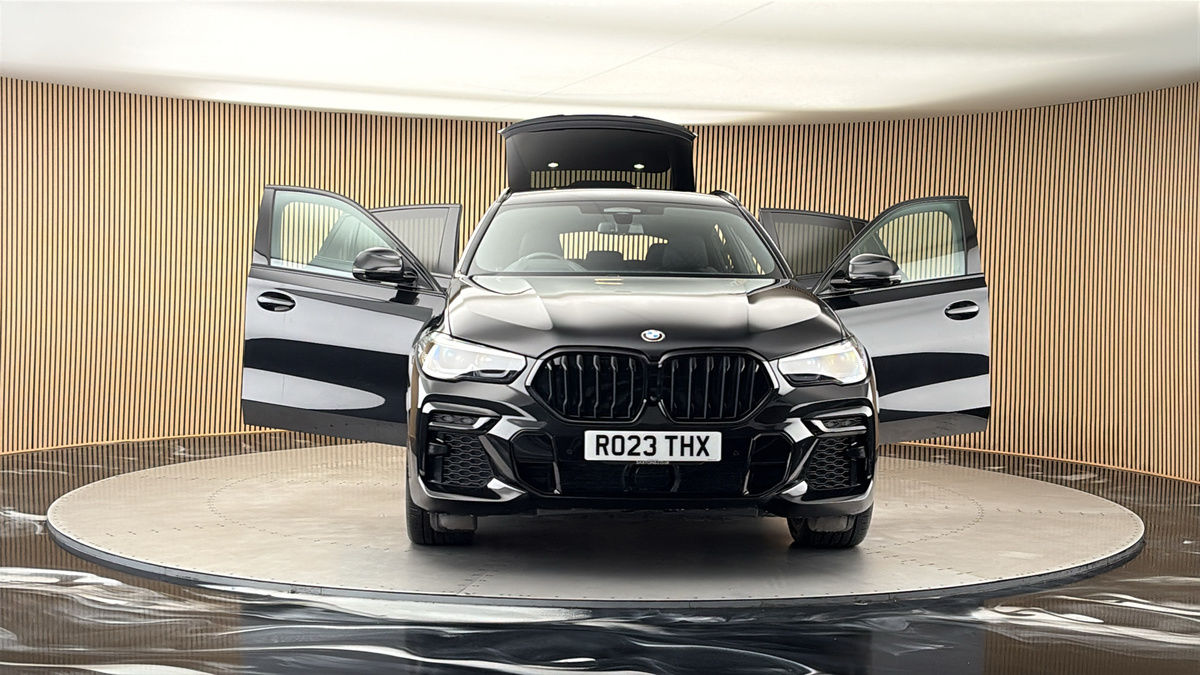 More views of BMW X6
