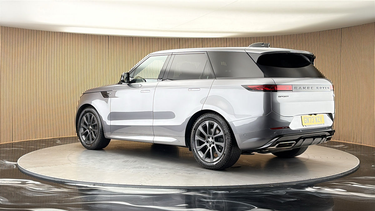 More views of Land Rover Range Rover Sport