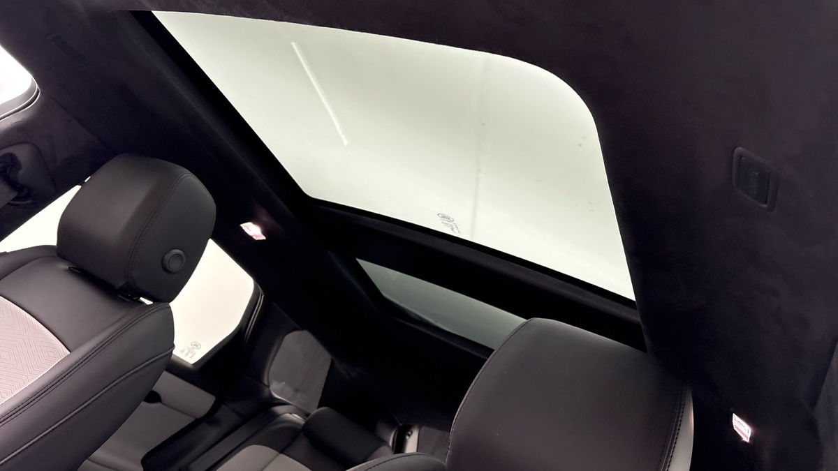 Land Rover Range Rover Evoque Image 6