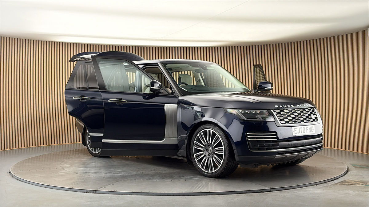 More views of Land Rover Range Rover