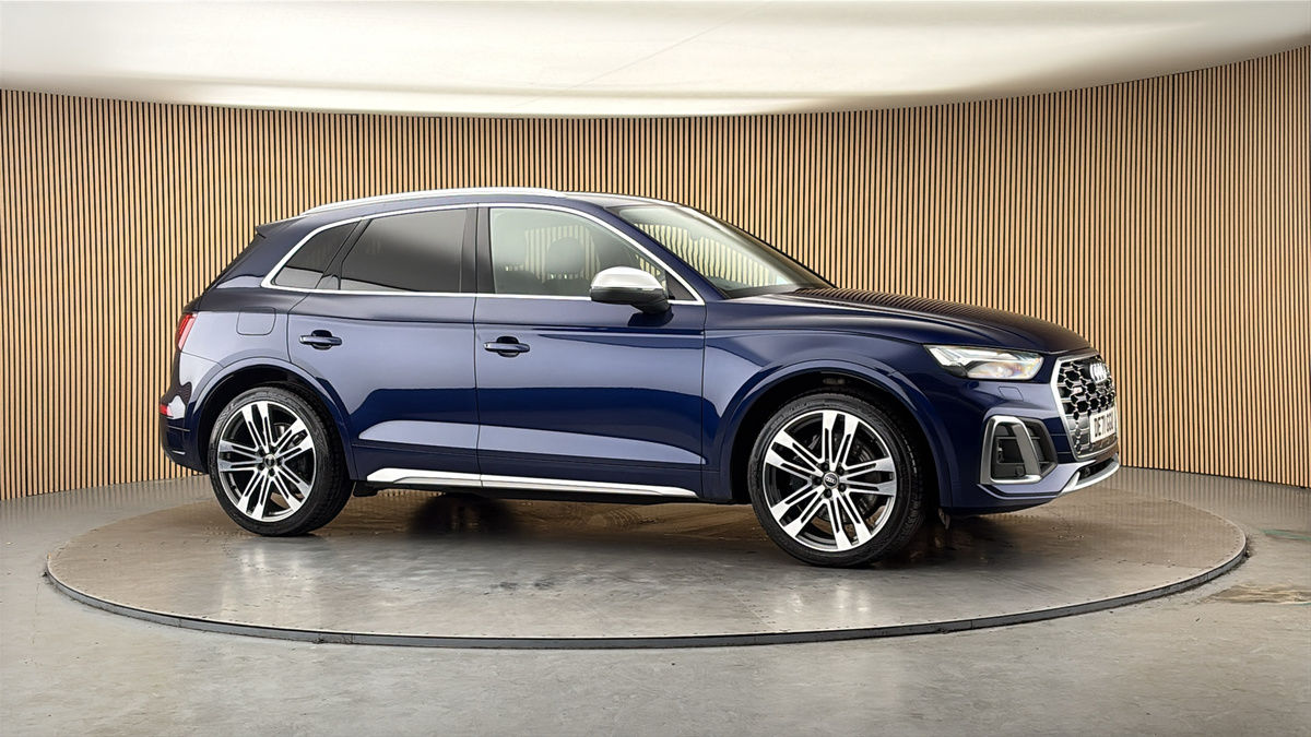 More views of Audi SQ5