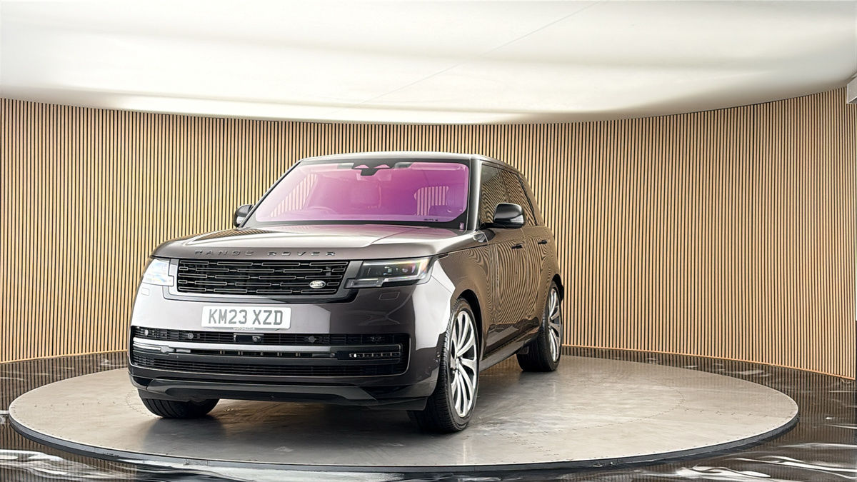 More views of Land Rover Range Rover