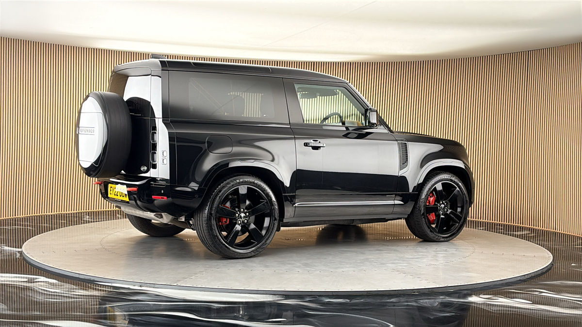 More views of Land Rover Defender 90