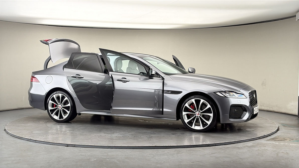 More views of Jaguar XF