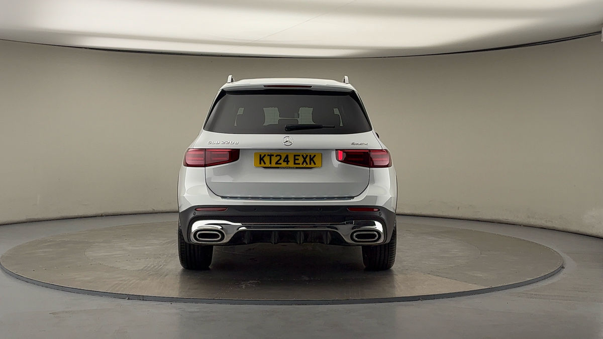 Mercedes-Benz GLB Image 4
