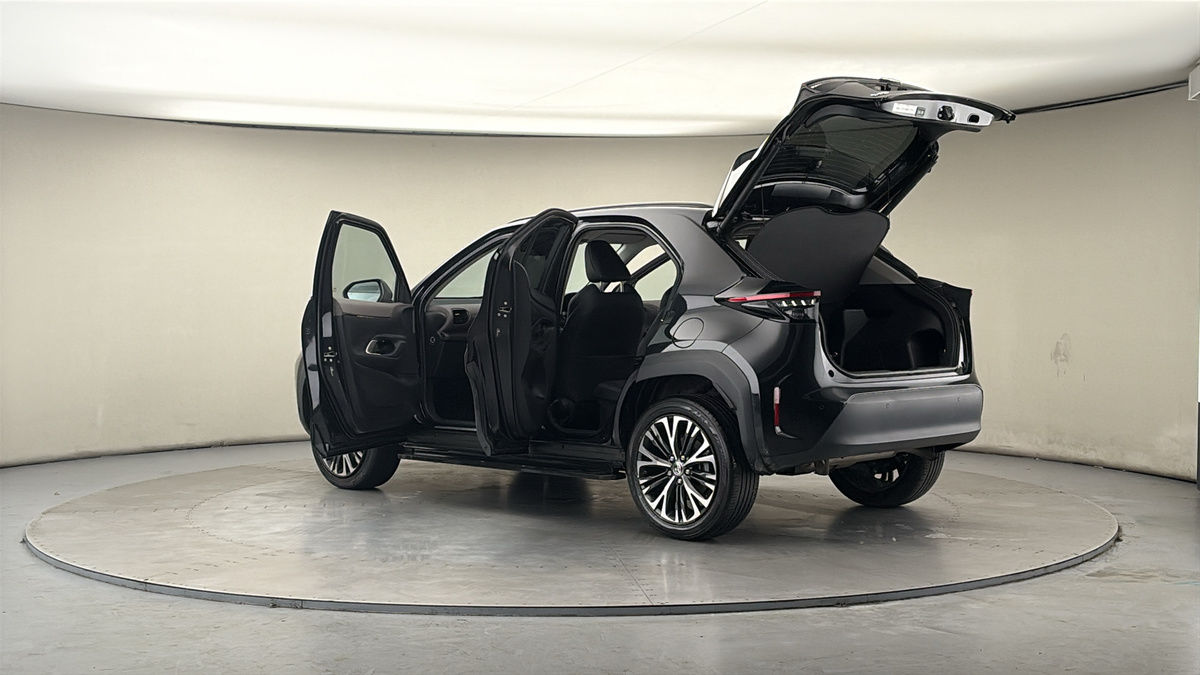 More views of Toyota Yaris Cross