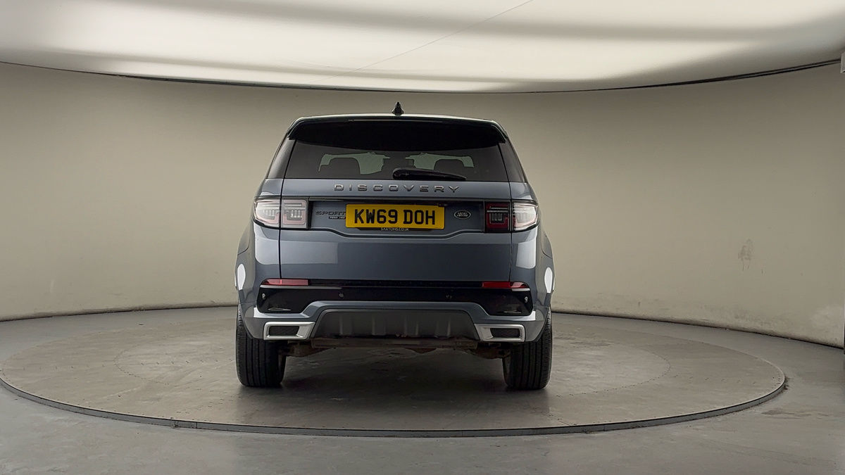 Land Rover Discovery Sport Image 4